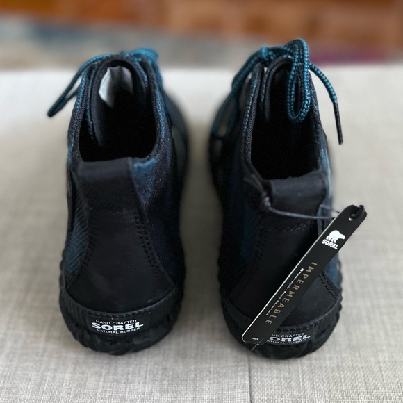 NWT Sorel Women’s Out N About Buffalo Plaid Booties - Picture 7 of 10